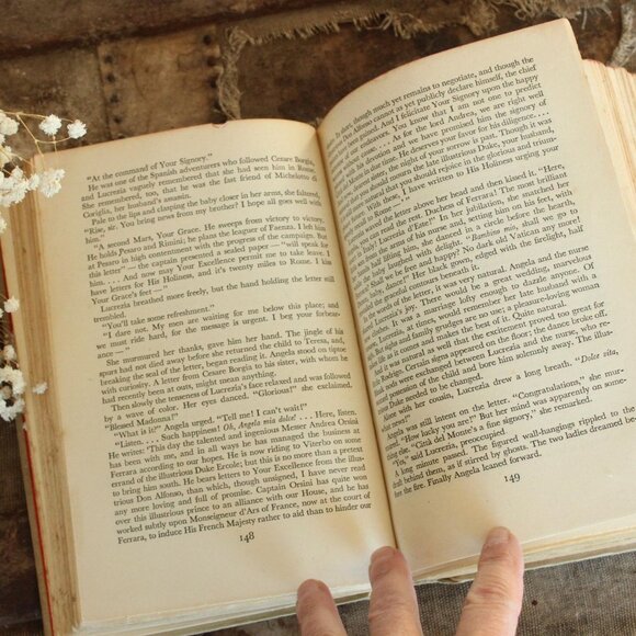 Vintage 1940s Book ,"Prince of Foxes" by Samuel Shellabarger, First Edition - Picture 9 of 10